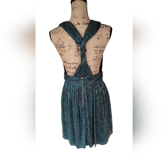Lulu's Ailey Gold And Teal Metallic Twist Back Skater Dress Size L - Picture 3 of 4